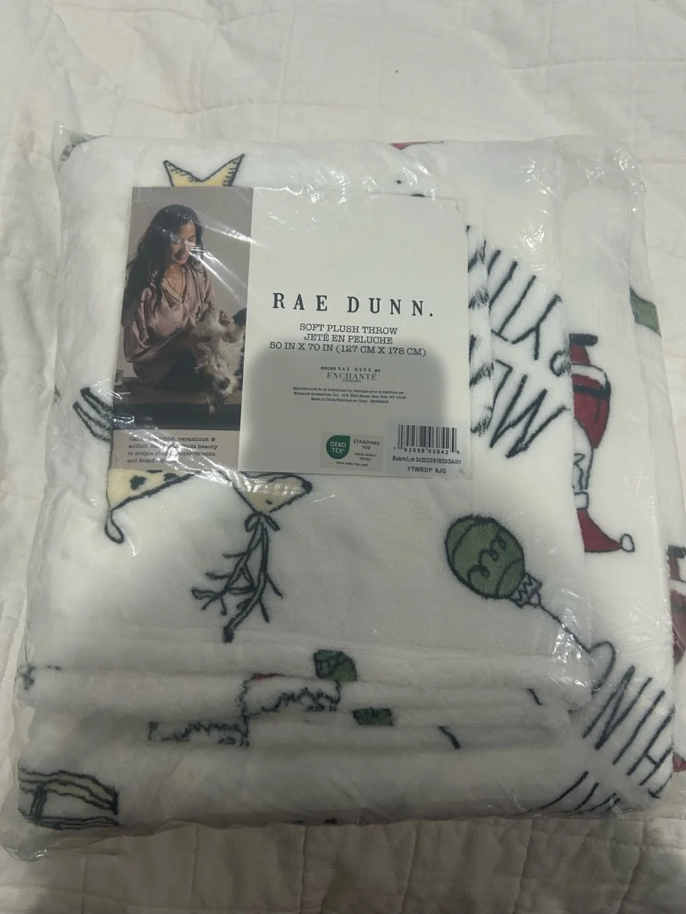 NWT Rae Dunn White 'Merry Everything' Holiday Throw with Festive Designs